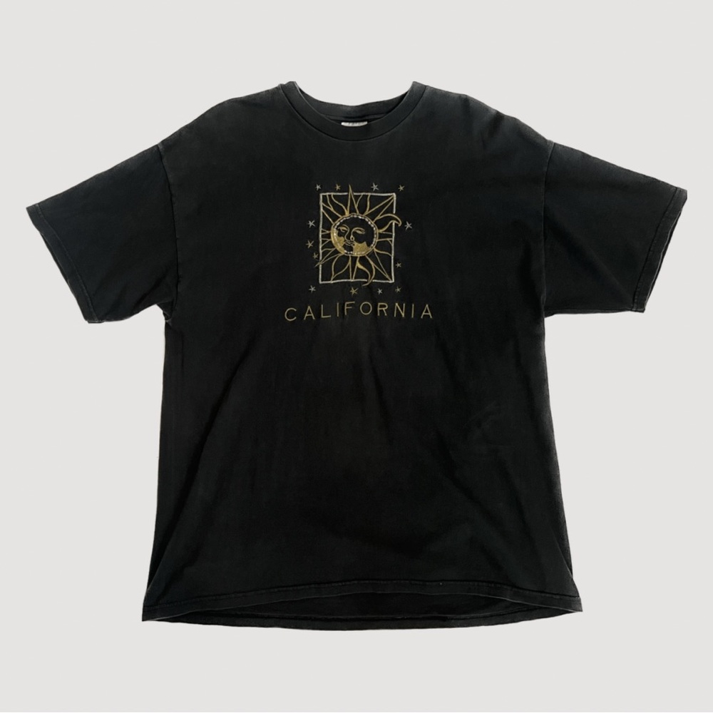 California Sun graphic tee